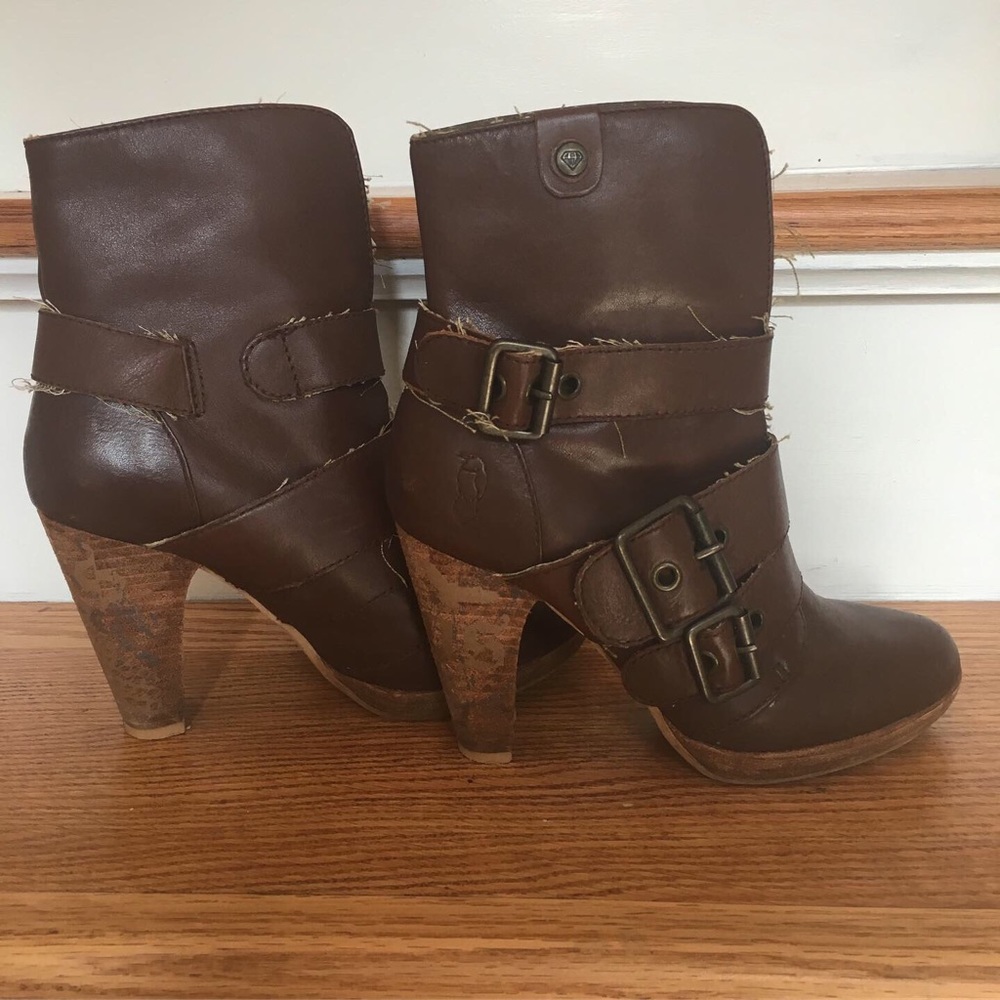 London Underground leather uppers- size 6
